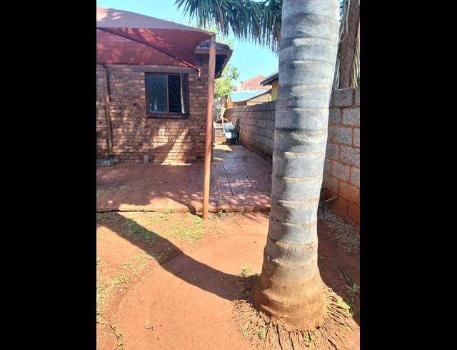 3 BEDROOM HOUSE FOR SALE IN THE ORCHARDS